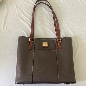 Dooney & Bourke Gray Purse, EUC
